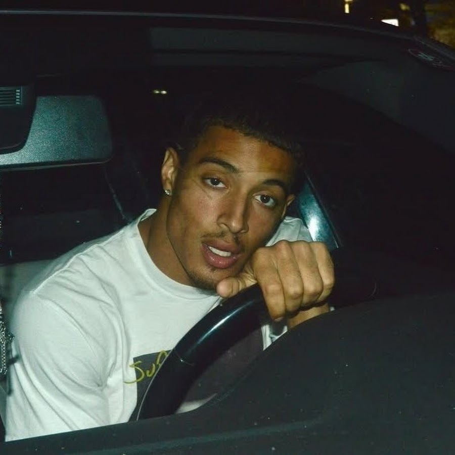 ф каллиграфия. росчерки шрифтовая композиция. стилизованные буквы для тату. ф каллиграфия. как красиво написать букву ф.