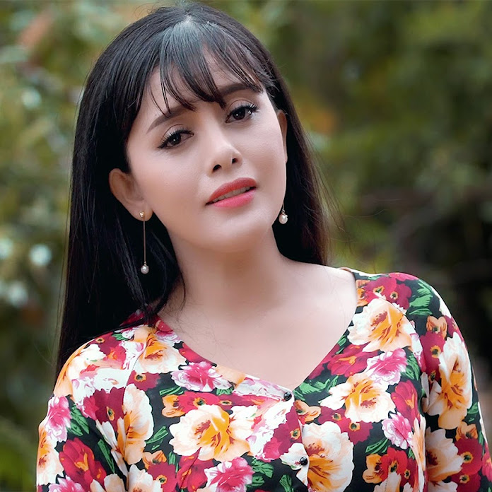 Hồng Quyên Bolero Net Worth & Earnings (2024)