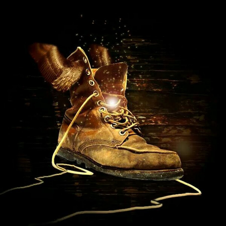 Magic boots fantasy art. Волшебные ботинки. Симс 4 маджик бот обувь. Эльфийские сапоги днд 5. Magic boot.