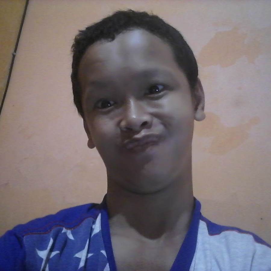 Gilang Aji Pratama - YouTube