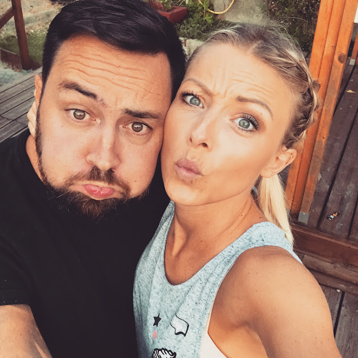 Les Ninou's Net Worth & Earnings (2025)