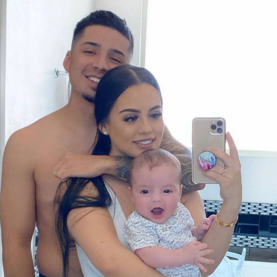 Les Do Makeup X Liveglam Kissme Collab Liveglam