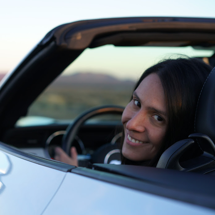 Manuela Vasquez Net Worth & Earnings (2026)