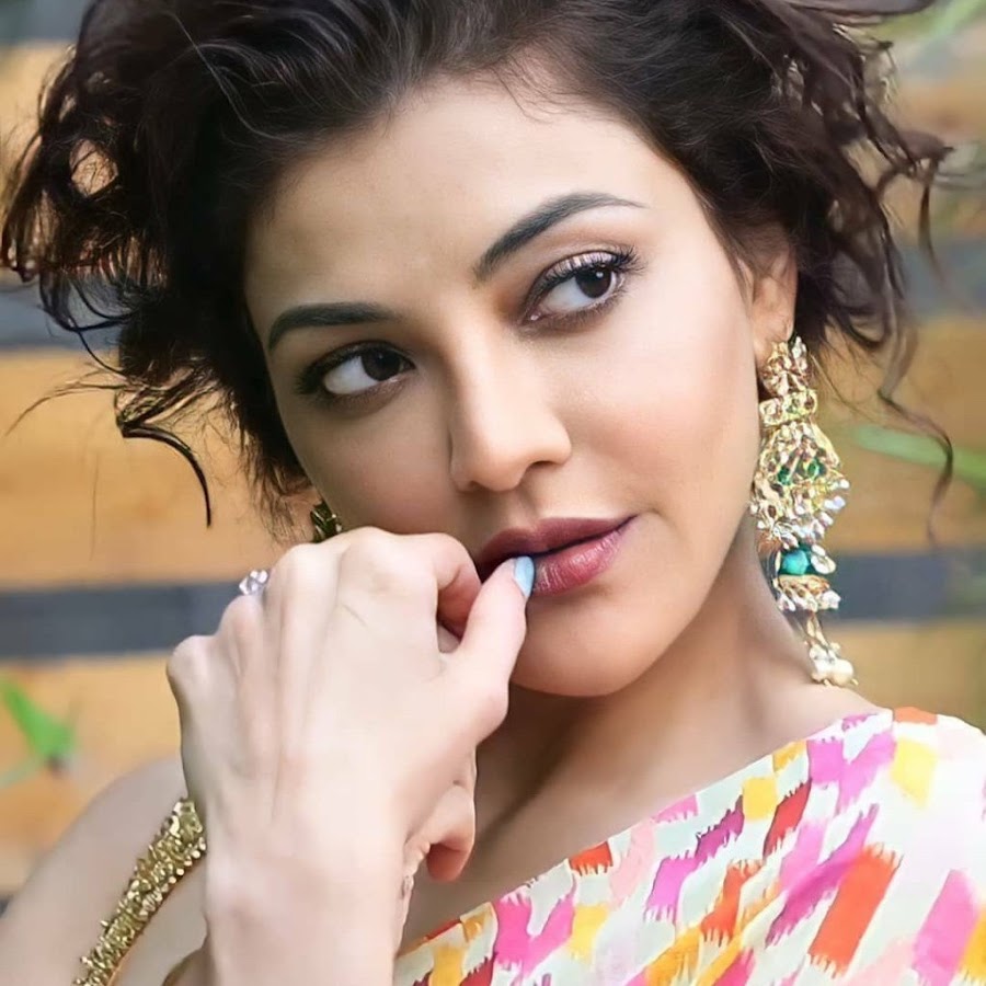 Savita Bhabhi - YouTube
