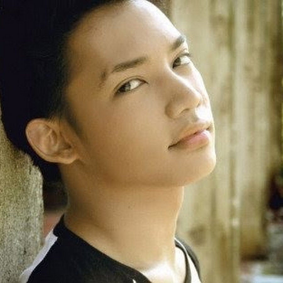 hael husaini - YouTube