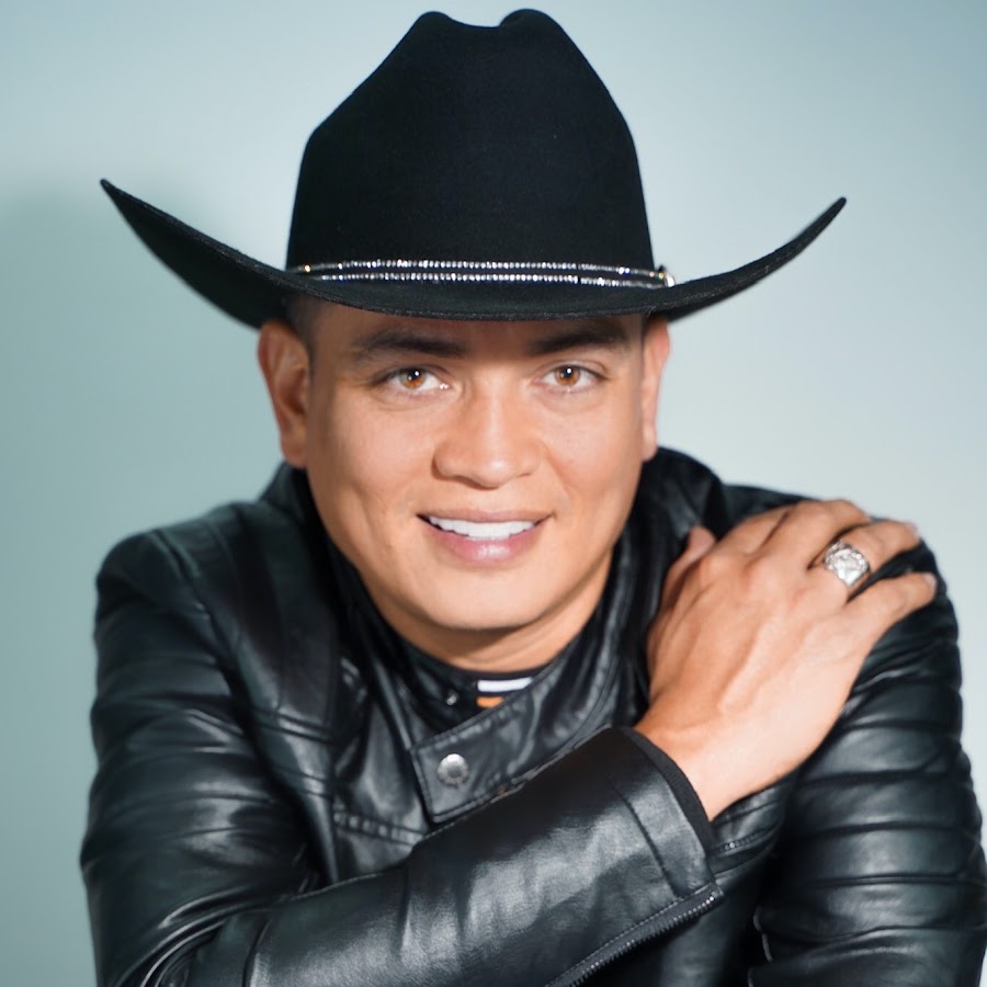 Debajo Del Sombrero Jhon Onofre Letra