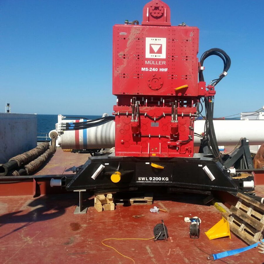 Агрегат для вибропогружения свайных фундаментов авф 1м