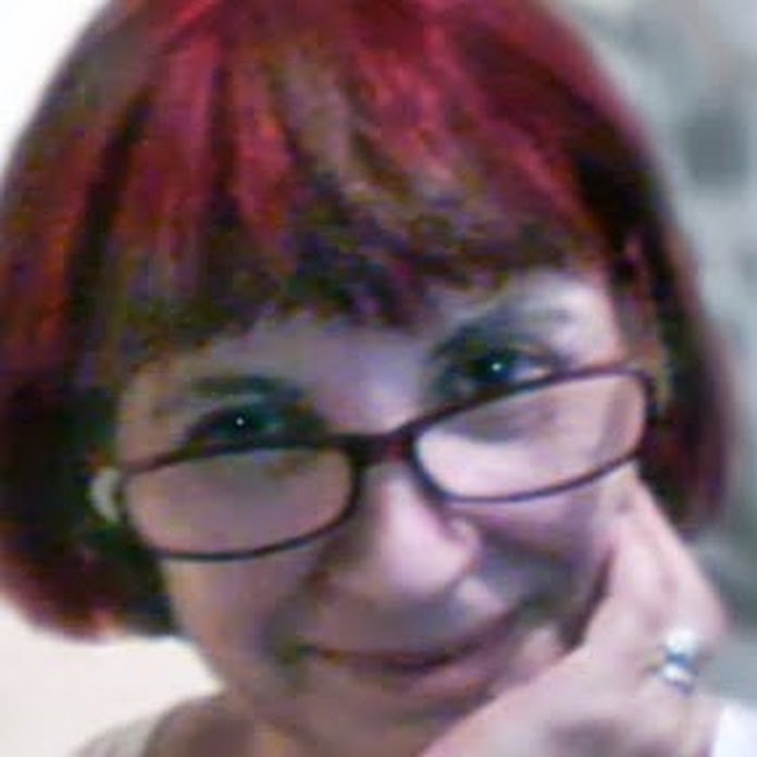 Maria Amora Net Worth & Earnings (2026)