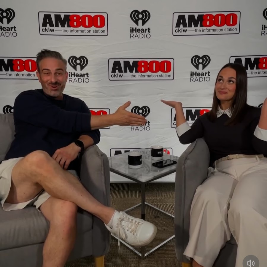 Майкл джексон и лиза мария пресли 1998. Лиза мари и майкл джексон. Michael jackson budapest 1996. Барт и нельсон шип. Mike and lucy.