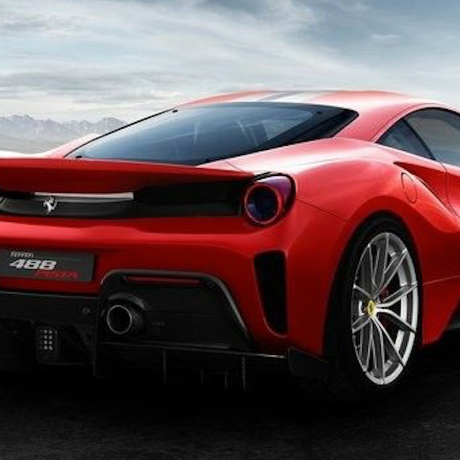 Голубая Ferrari 488 pista