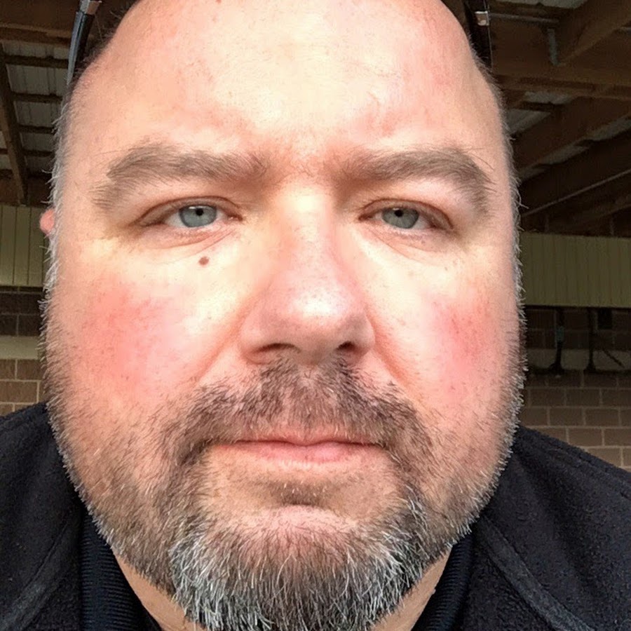 роберт джоунс. Rob jones the creator слепой. роб джонс. кори джонс и роб хэйнс. Rob jones the creator слепой.