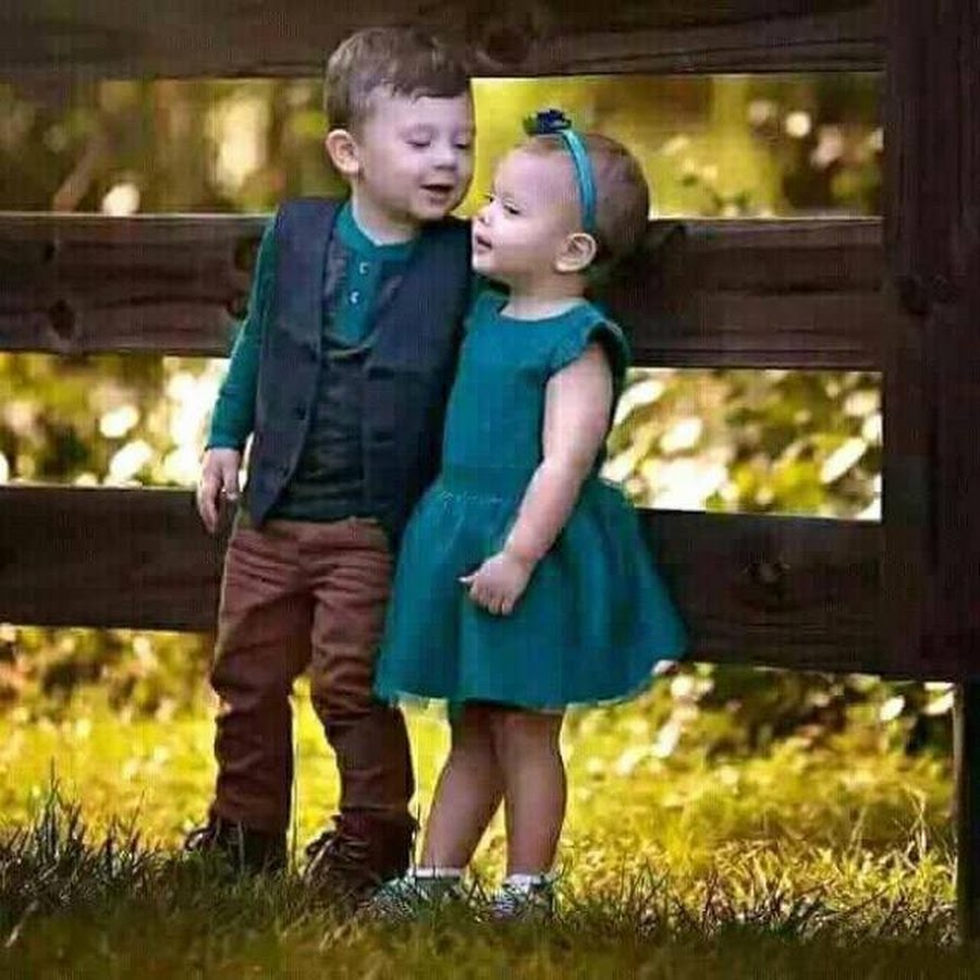 Couple kids acts. Друзья подростков. Цитата the friend did a friend idid. I’m so used. Remember friends.