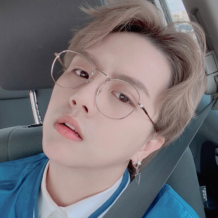 Diễn viên Duy Khánh Net Worth & Earnings (2026)