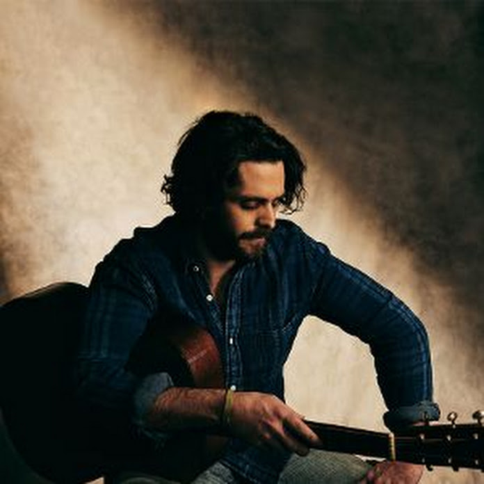 ThomasRhettVEVO Net Worth & Earnings (2026)
