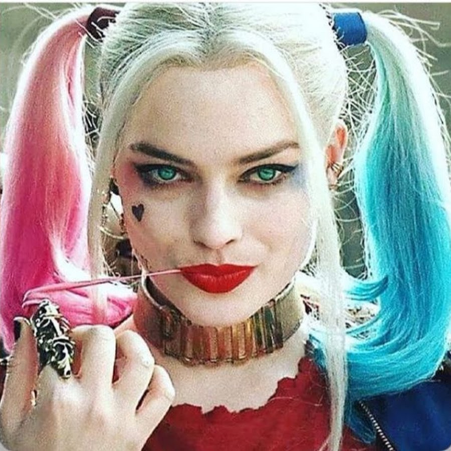 DATING HARLEY QUINN - YouTube