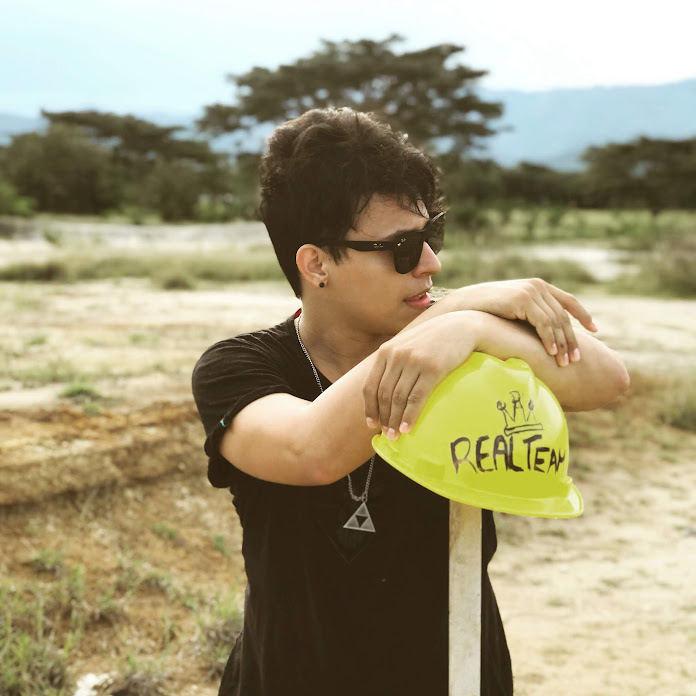 SiendoTroll Net Worth & Earnings (2026)