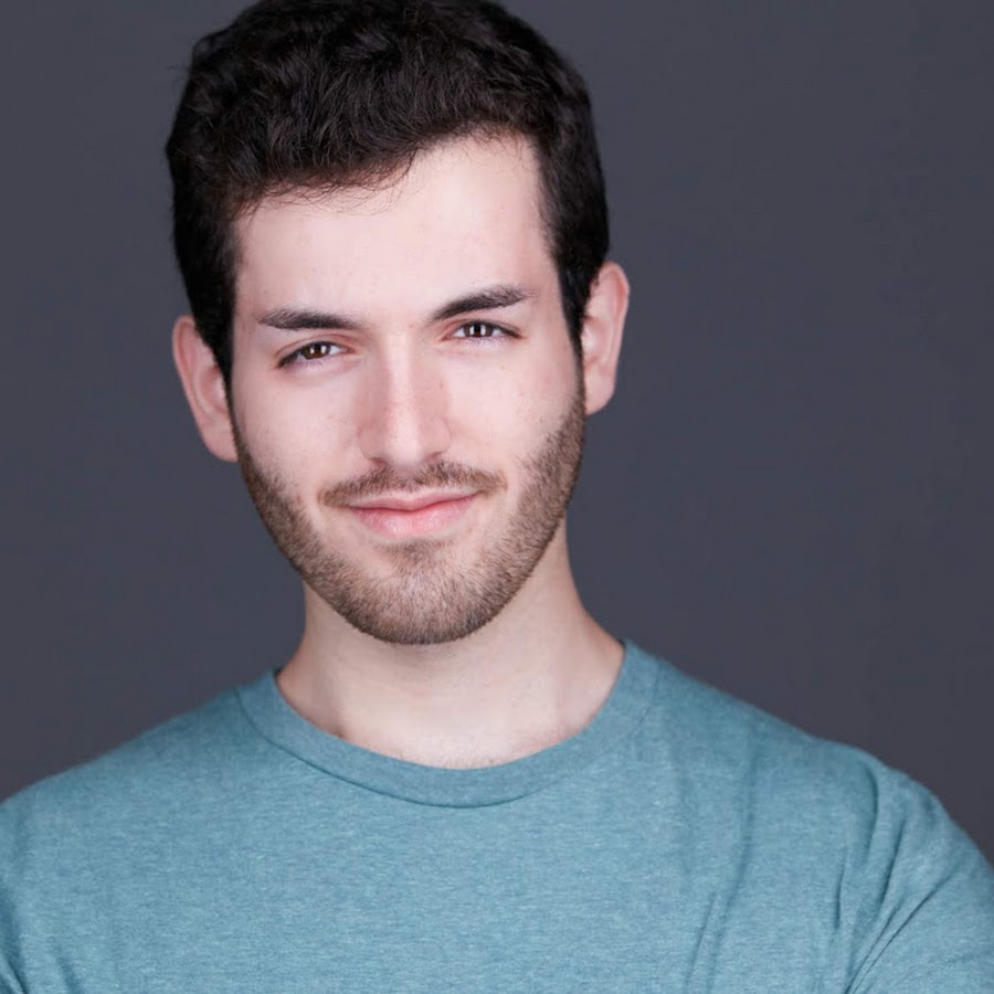 Подросток получает удовольствие. Смыков кирилл евгеньевич хоккей. Интер майами. The first melody. He enjoys playing.