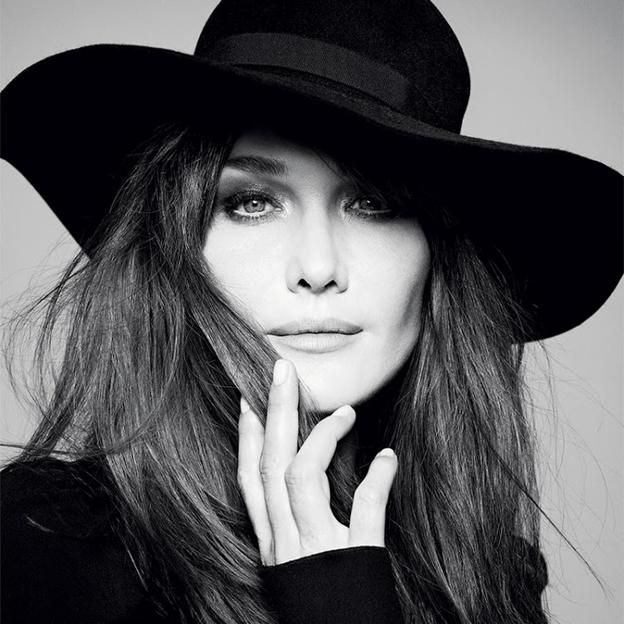 Carla Bruni - YouTube