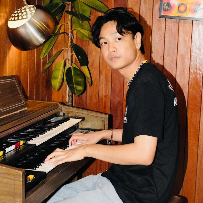 RACHAN กริช ราชัน Net Worth & Earnings (2026)