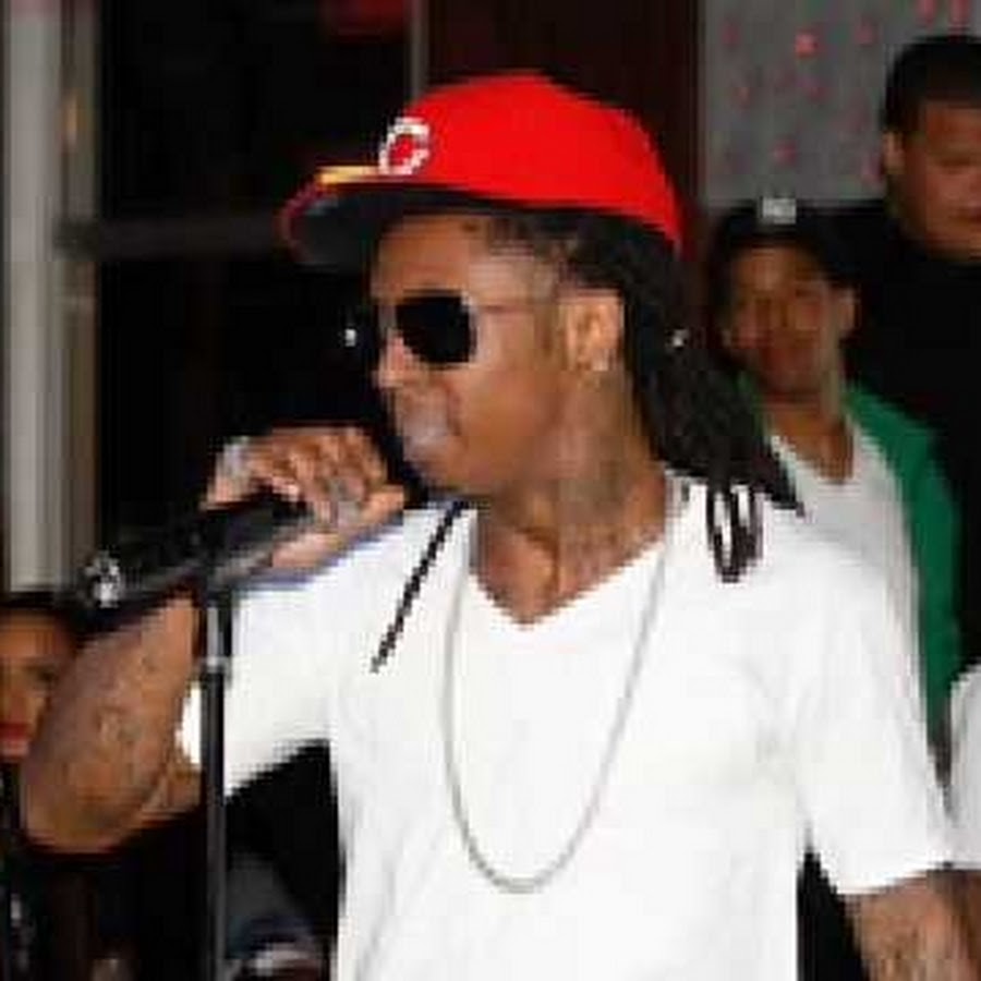 Lil wayne - tha carter iii. Lil wayne dying. Lil wayne 2014. Lil wayne dying. Lil wayne dying.