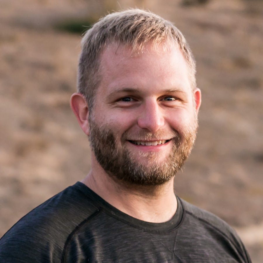 максим snailkick. том из игры говорящий том. Be going to weather. Tom burns (sociologist). Talking tom.