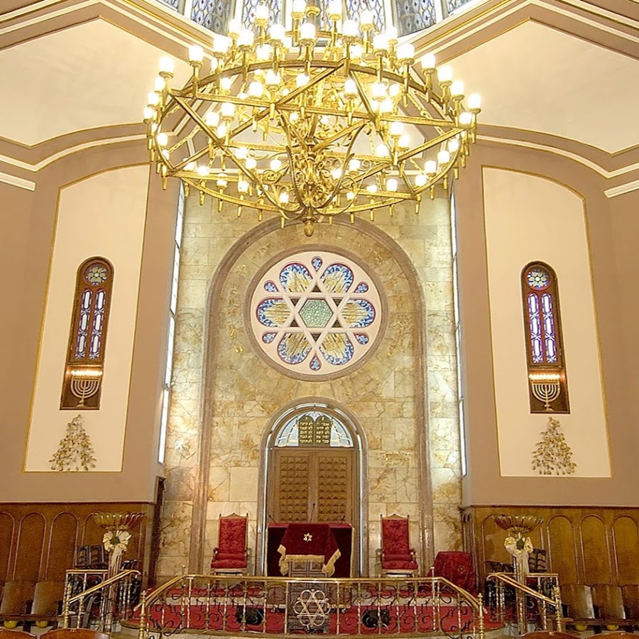 Синагога Орхида Стамбул. Синагога в Сочи. Украшения синагоги. Украшение синагоги внутри.