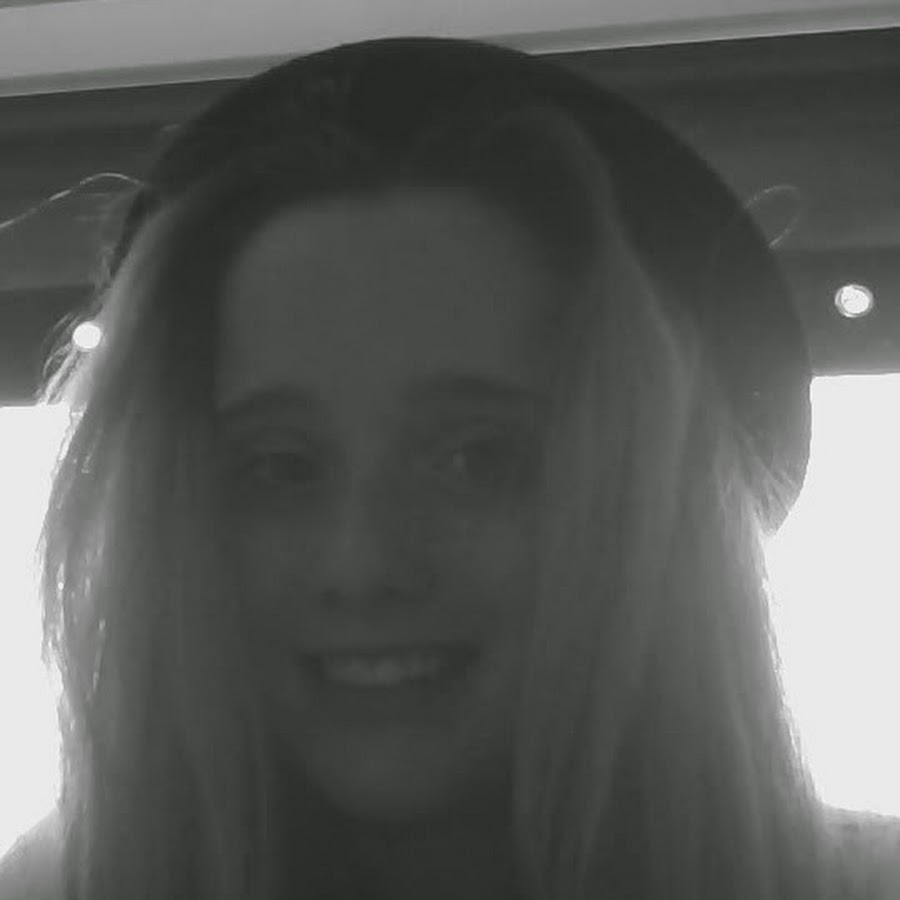 mia slater - YouTube