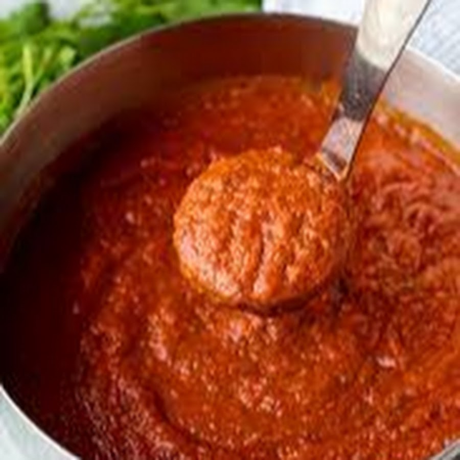 Вкусный простой подлив. Подлива. Домашний соус для макарон. Блюда с подливкой. Котлеты в томатном соусе.