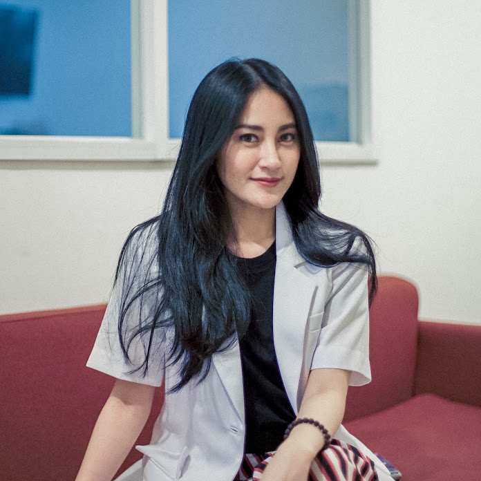 Clarin Hayes Net Worth & Earnings (2025)