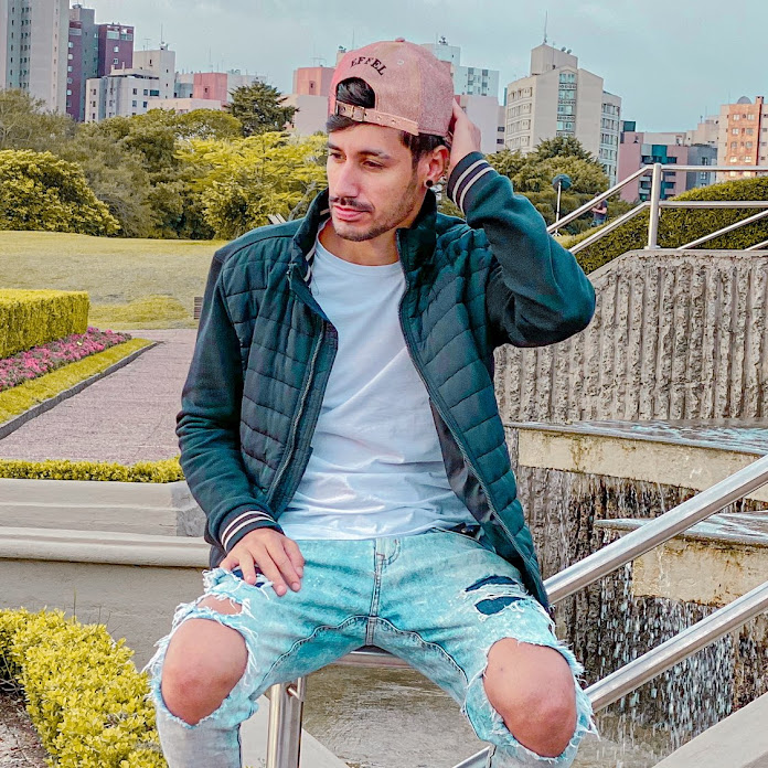 Tonh Miller Net Worth & Earnings (2026)