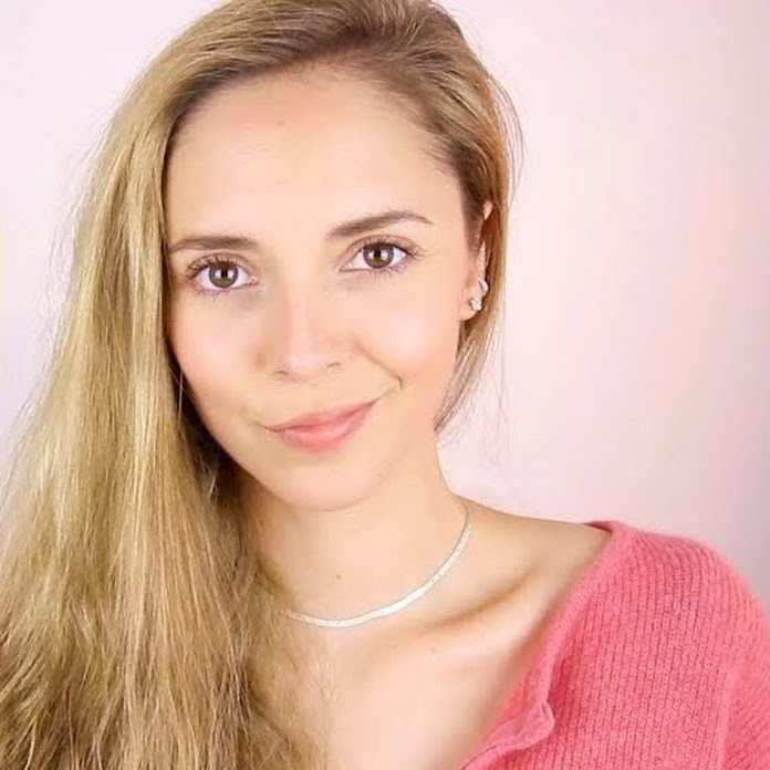 Les astuces de Margaux Net Worth & Earnings (2026)