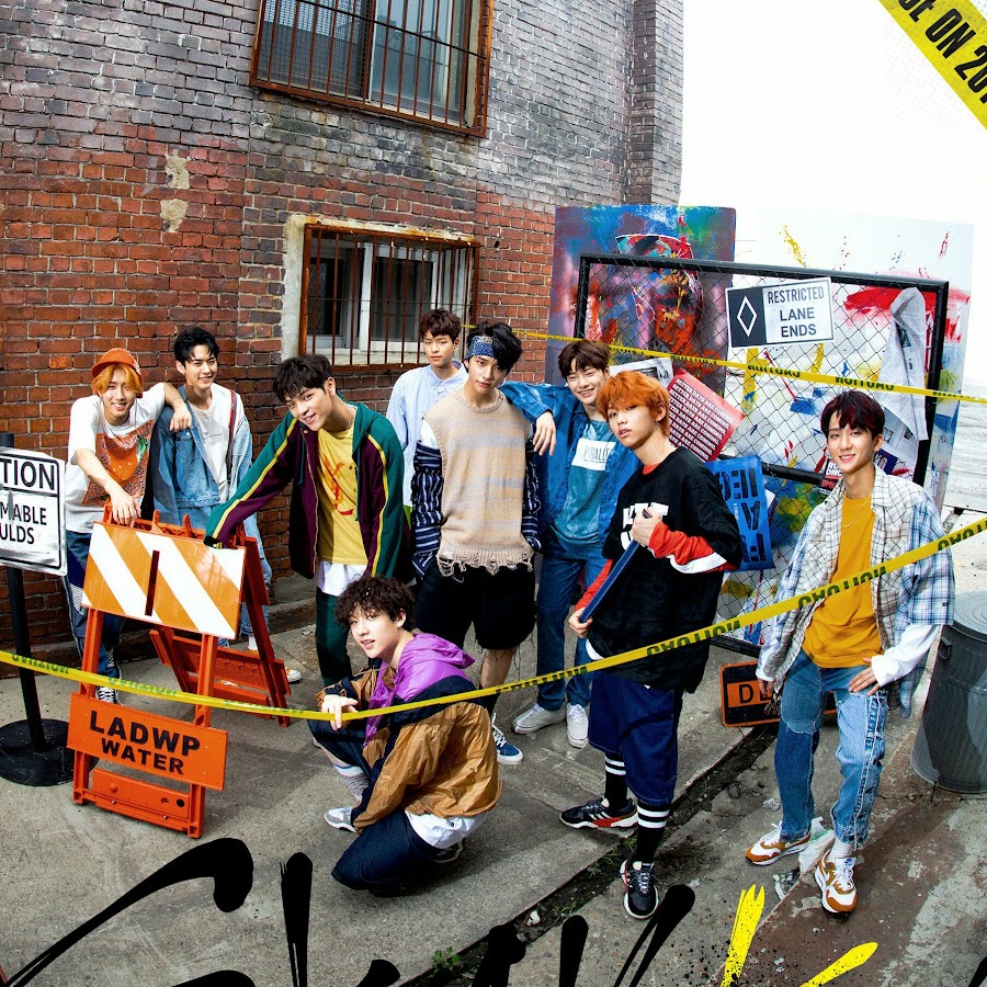 Stray kids everywhere all around world