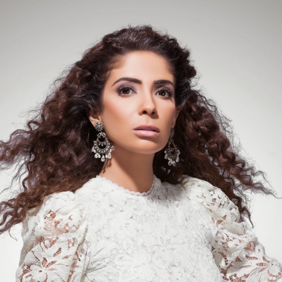Mona Zaki - YouTube