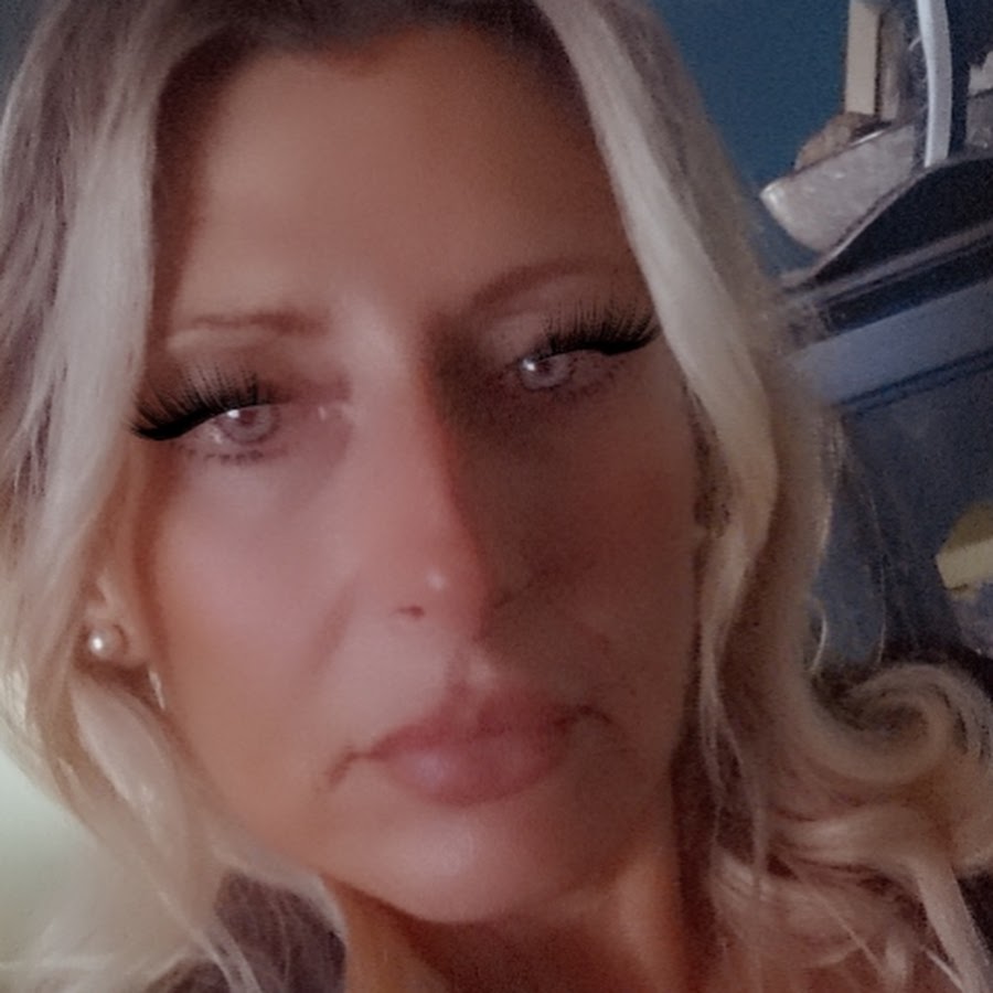 Sandra M.L. - YouTube