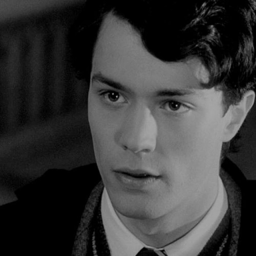 Том марволо реддл кристиан. Кристиан коулсон том марволо риддл. Том марволо реддл. Том марволо реддл. Кристиан коулсон том марволо реддл.