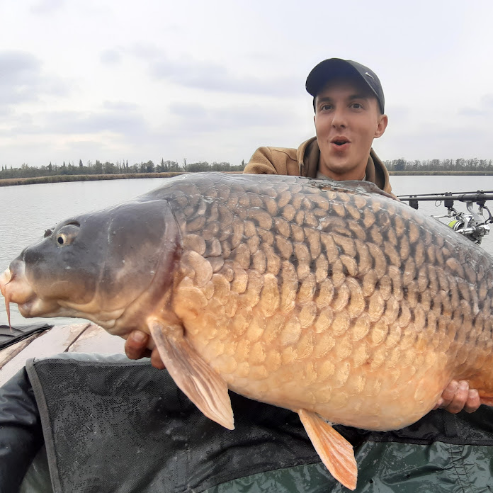 Дом рыбака Net Worth & Earnings (2026)