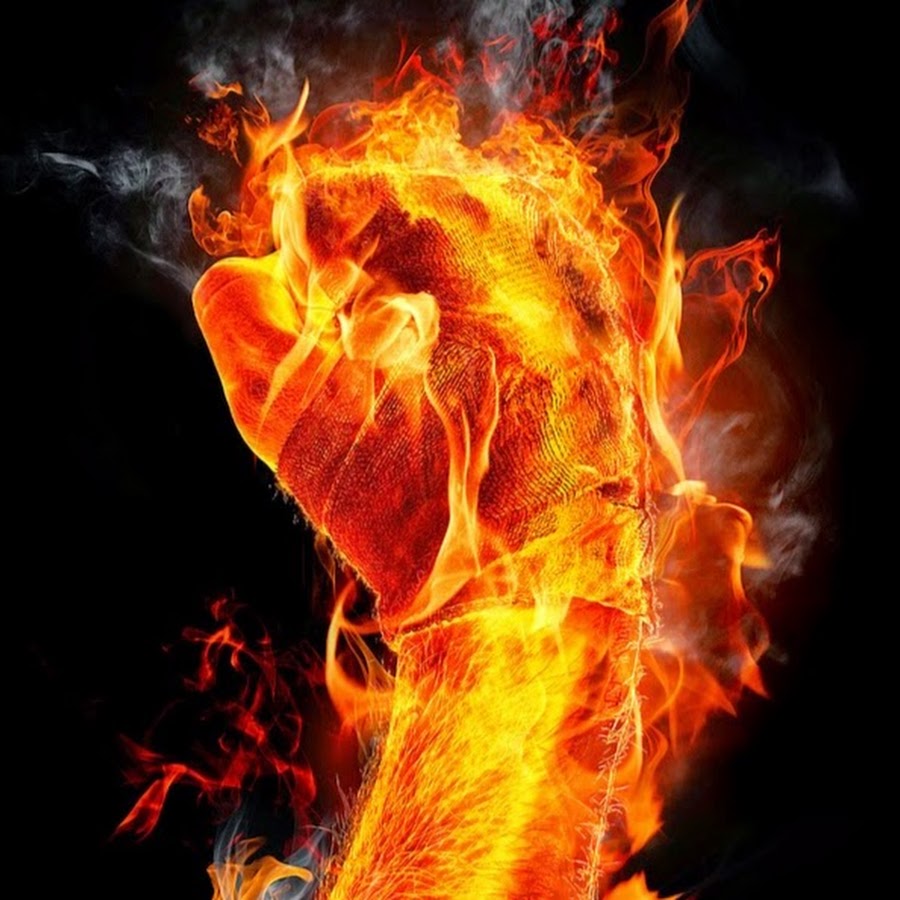 кулак в огне. огонь внутри. огонь и вода. огненный фон. кулак в огне.