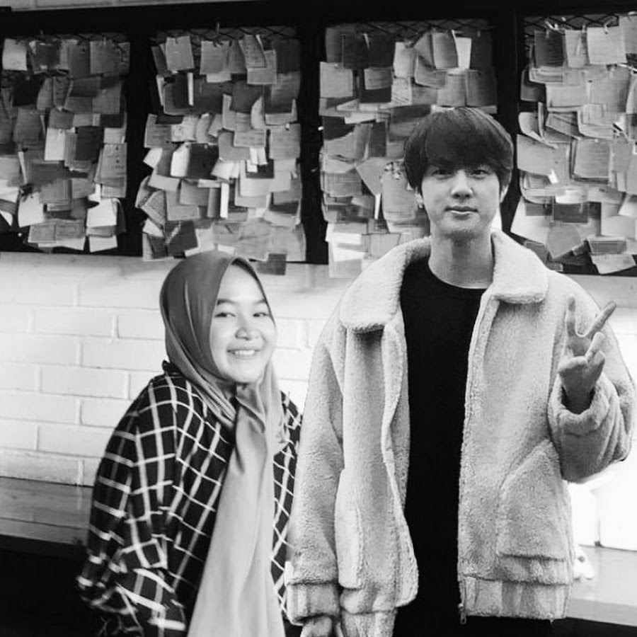 Iqbaal Ramadhan - YouTube