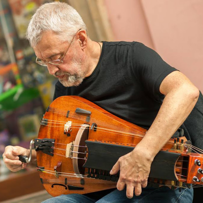 Andrey Vinogradov Net Worth & Earnings (2025)