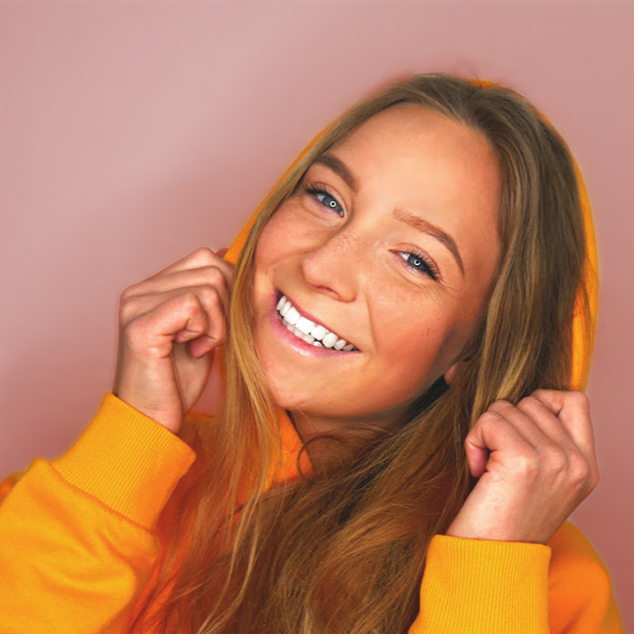 CARAMELLA Net Worth & Earnings (2026)