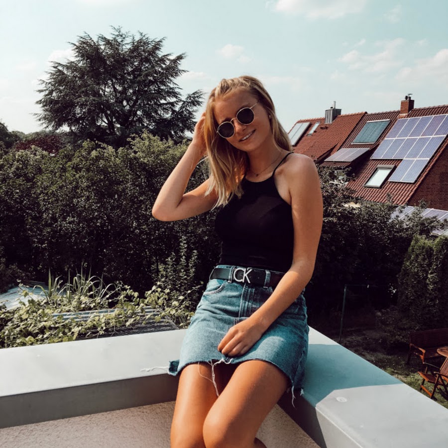 leaa. sophhie - YouTube