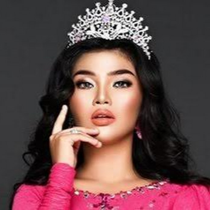 Rosa Meldianti Net Worth & Earnings (2026)