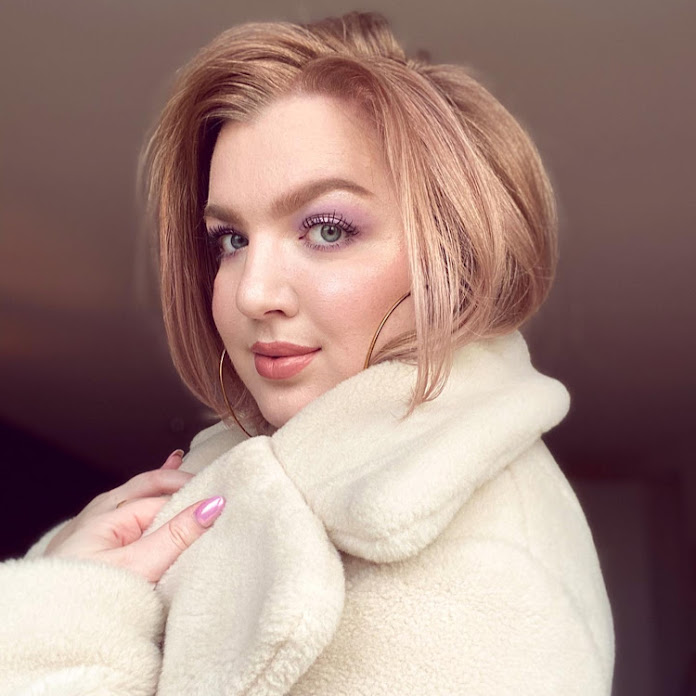 VeraCamilla Net Worth & Earnings (2026)