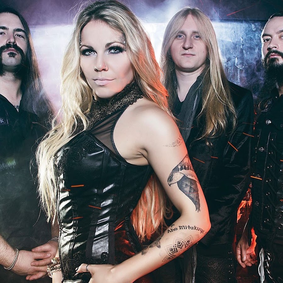 Kobra and the lotus