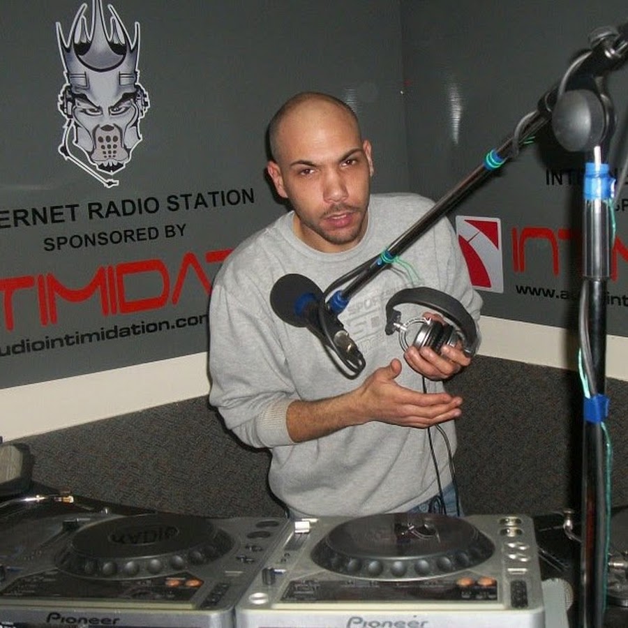 Dj i'm челябинск. Dj sash. светомузыкальное оборудование для дискотек светомузыкальное. сканер futurelight sc-380. алекс сильвер.