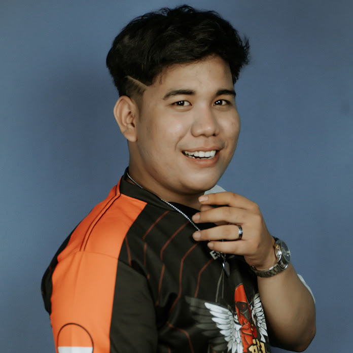 Bobby OZ Net Worth & Earnings (2026)