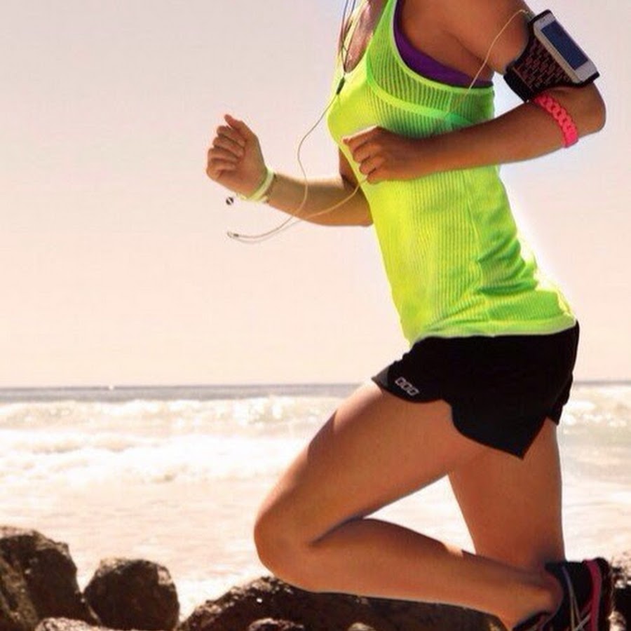Sport makes me. Красивая одежда для бега. Летняя одежда для бега. Фото связанные со спортом. Спортивный аватар.