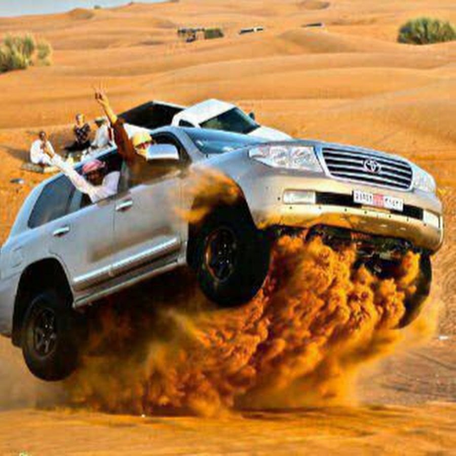 Toyota Land Cruiser 200 в пустыне