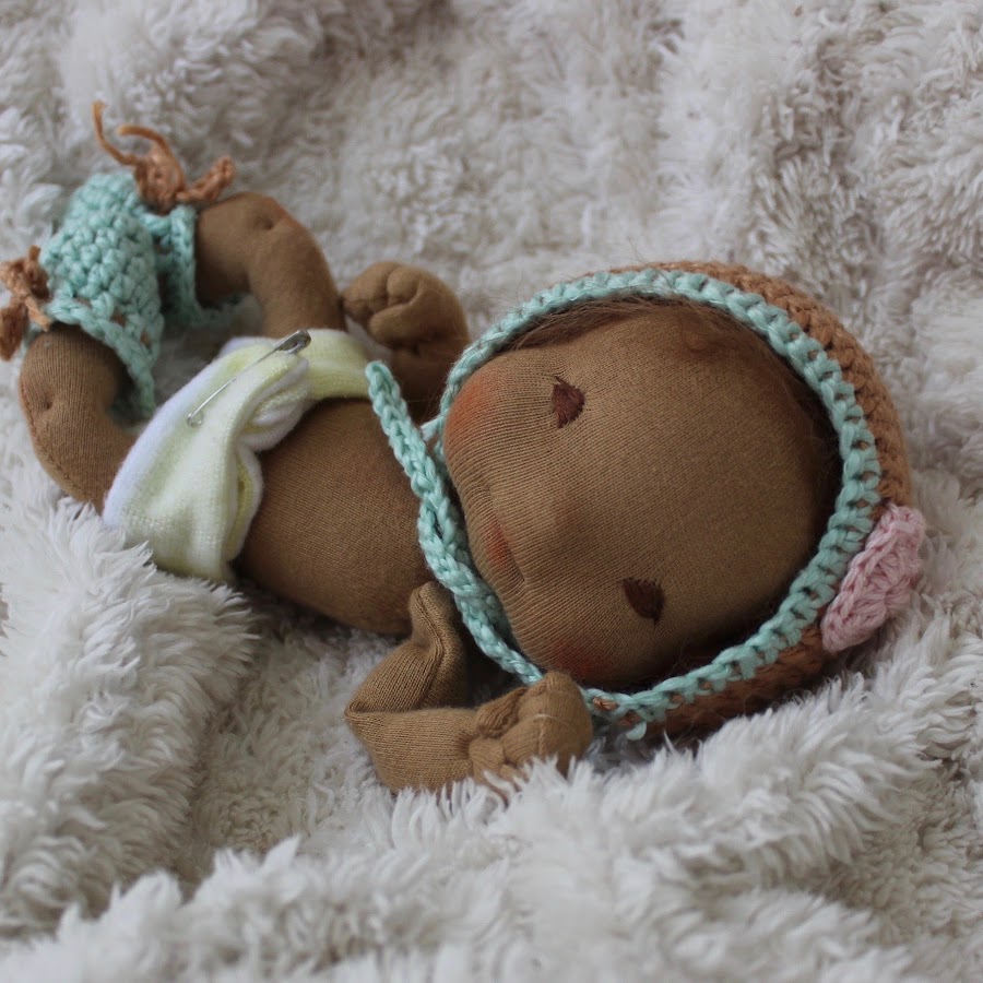 La Chulona Dolls - YouTube