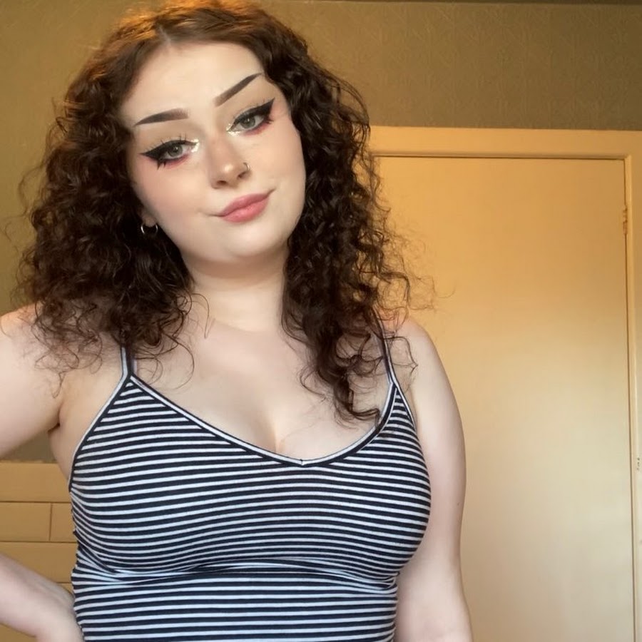 Lily Ryan Hot Sex Picture